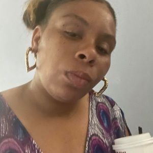 Meet your Posher, Ana